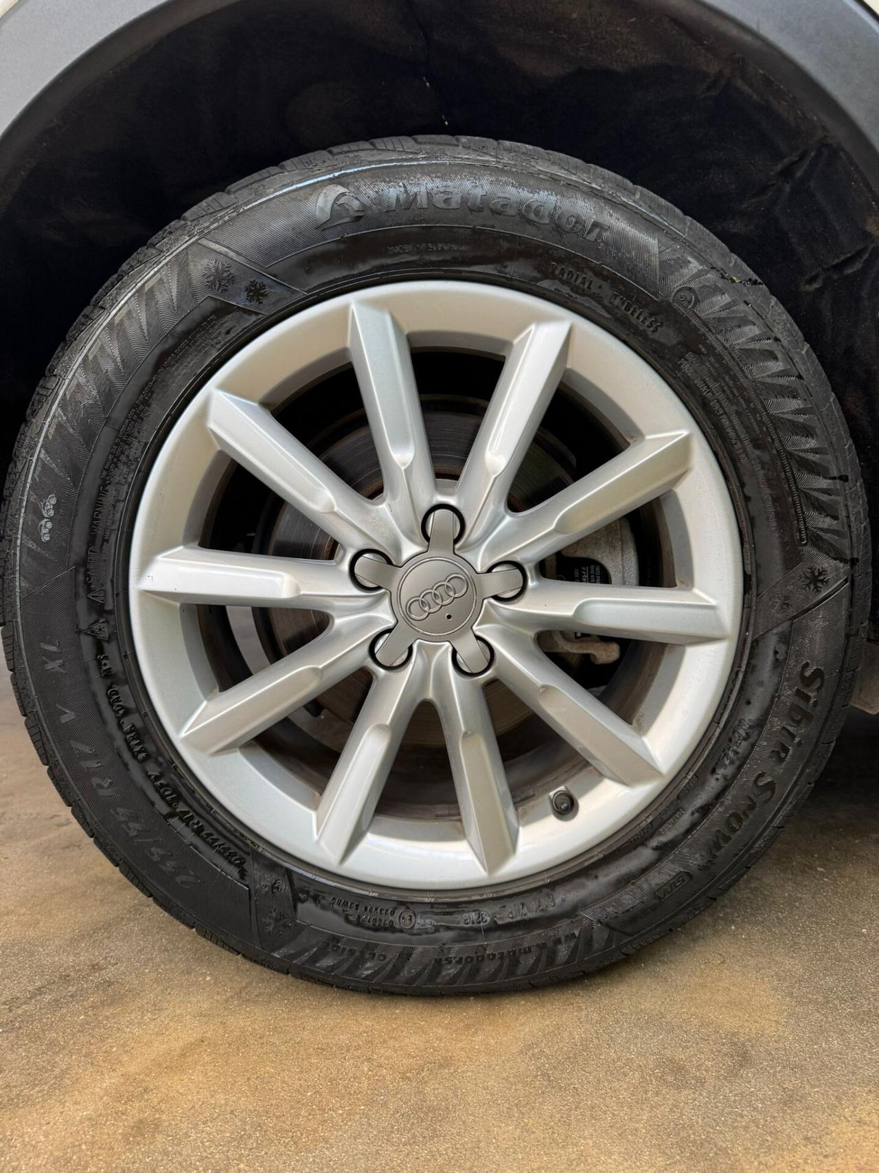Audi Q3 2.0 TDI 150 CV Business