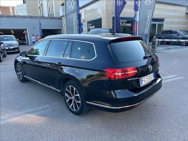 VOLKSWAGEN Passat Variant 2.0 TDI 4MOTION Executive BMT del 2017