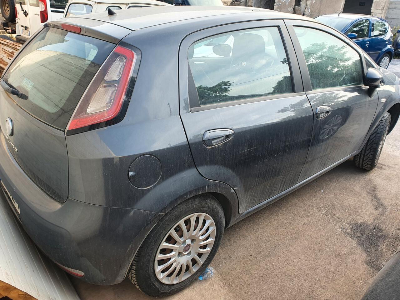 Fiat Punto Evo 1.3 Mjt 75 CV DPF 5 porte motore rotto