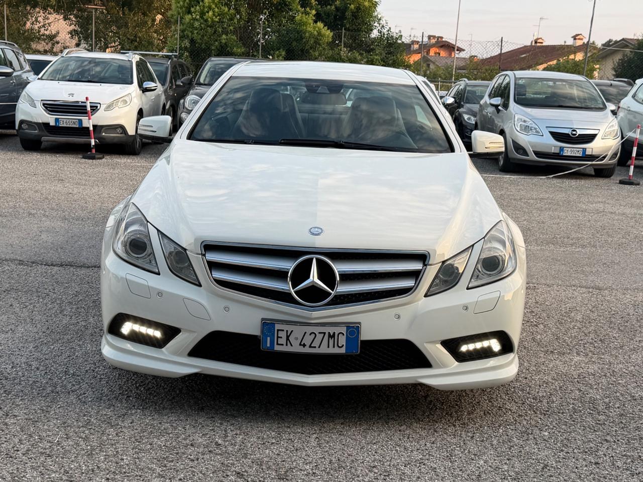 Mercedes-benz E 220 CDI BlueEFFICIENCY Elegance