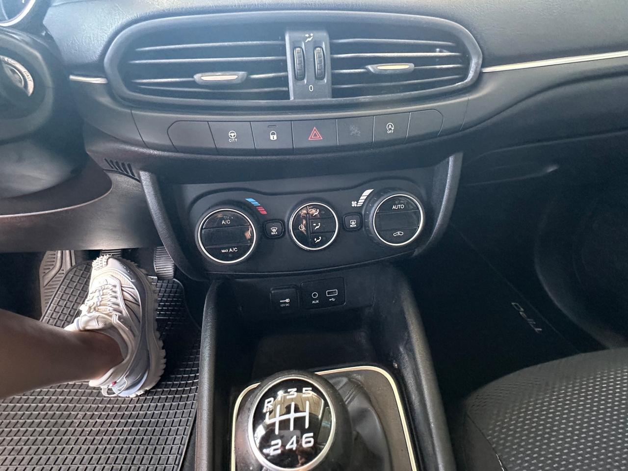 Fiat Tipo 1.6 Mjt S&S SW Lounge