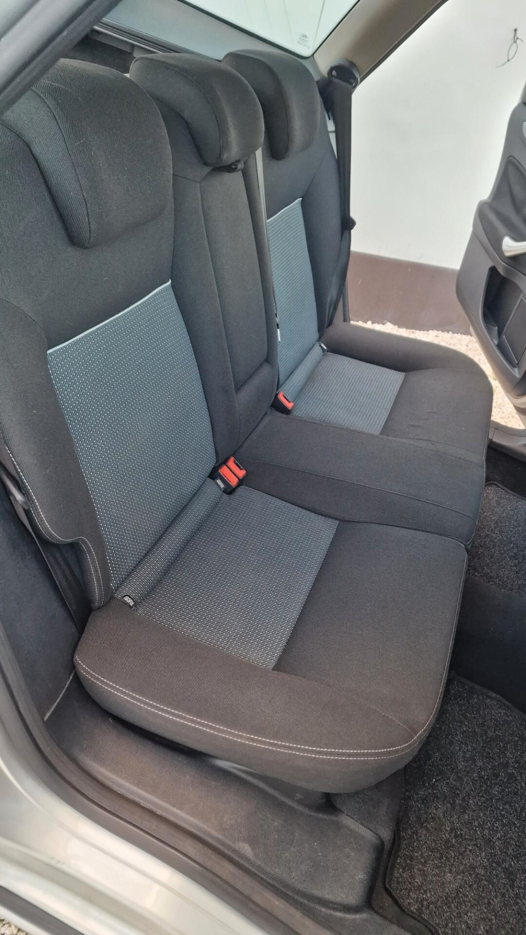 Ford Mondeo 1.6 TDCi 115 CV S.W Titanium - 2012