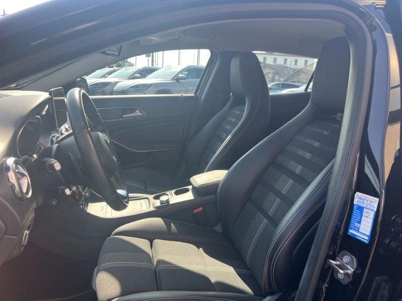 Mercedes-Benz GLA 180 SPORT AUTO