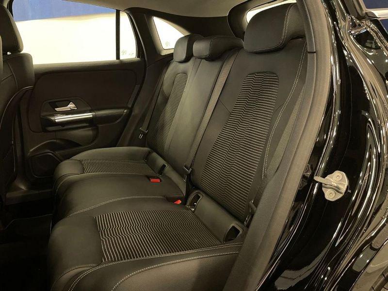 Mercedes-Benz GLA GLA 180 Automatic Sport