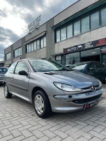 Peugeot 206 1.4 3p. XT OK NEOPATENTATI