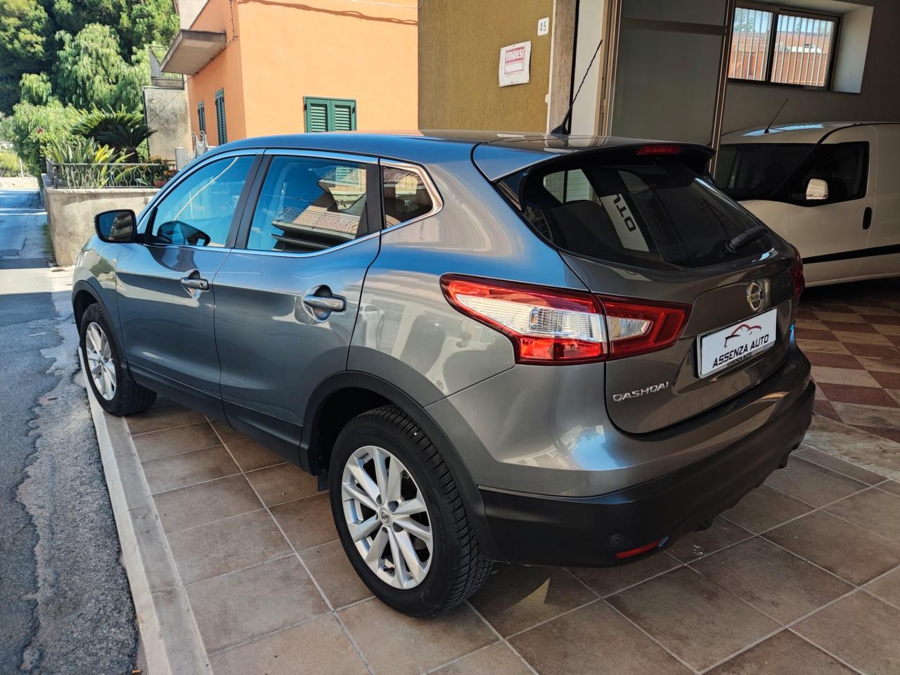 Nissan Qashqai 1.5 dCi N-Vision