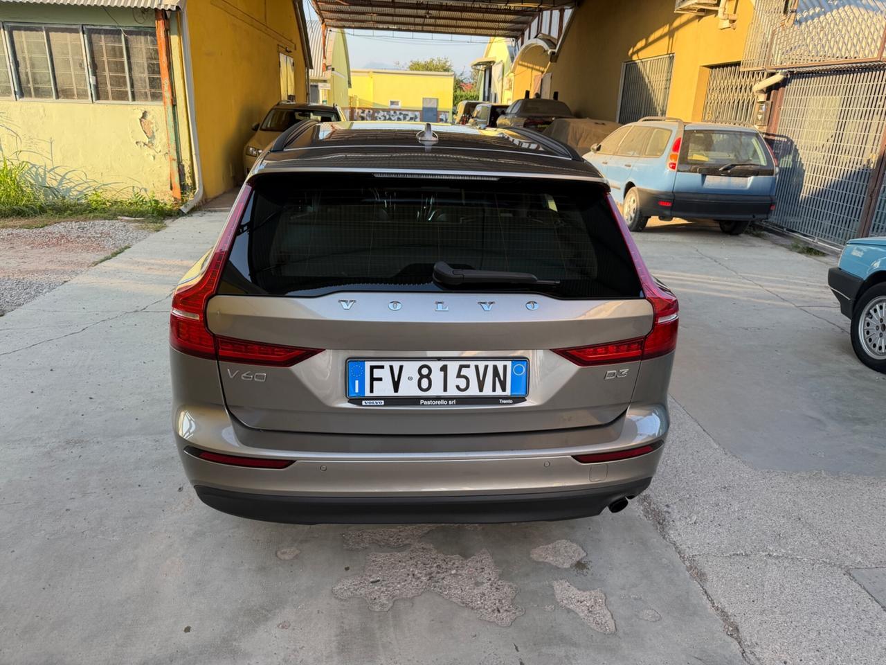Volvo V60 D3 Business Navigatore 150cv - 2019