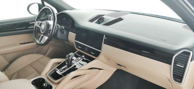 PORSCHE Cayenne 3.0 V6