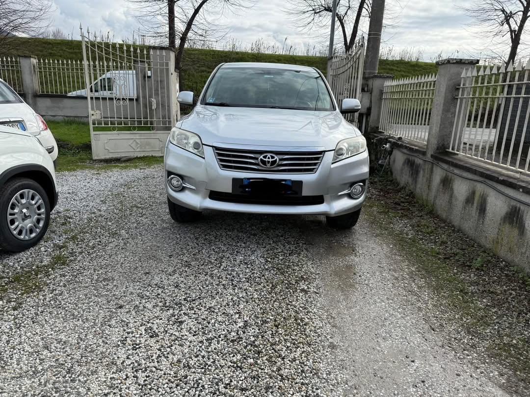 Toyota RAV 4 RAV4 Crossover 2.2 D-Cat A/T 150 CV