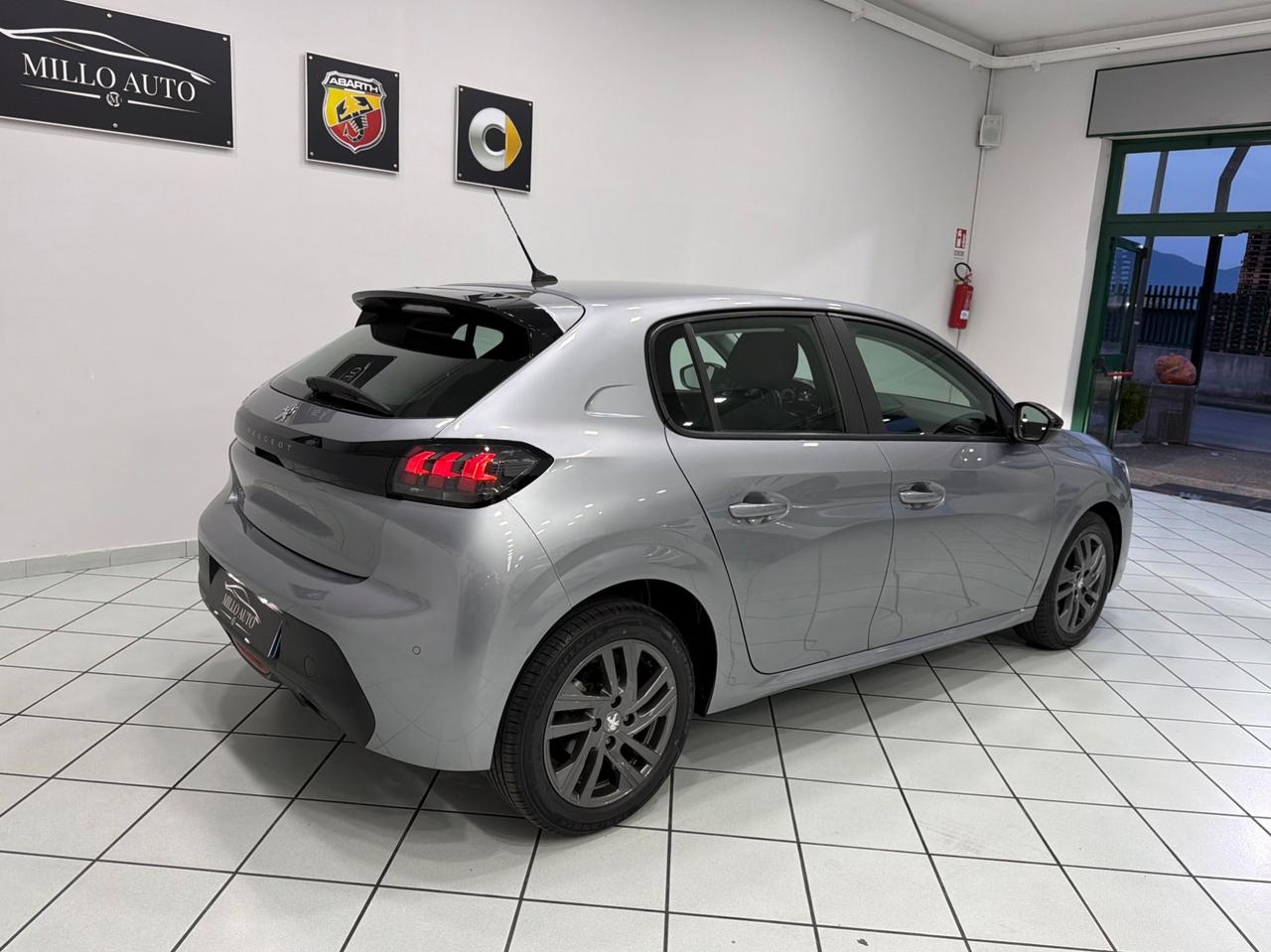 Peugeot 208 BlueHDi 100 Stop&Start 5 porte Allure