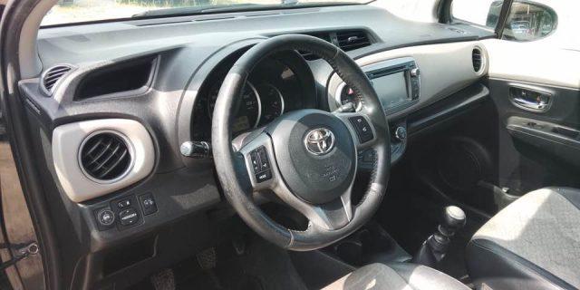 TOYOTA Yaris 1.3 5 porte Lounge GPL