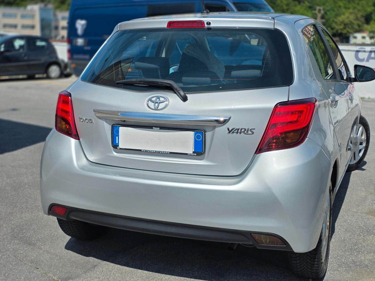Toyota Yaris 1.0 5 porte Lounge