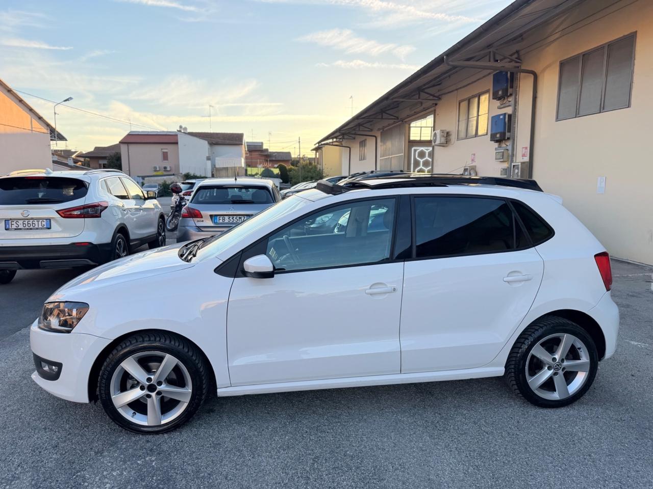 Volkswagen Polo 1.6 TDI 90CV DSG Tetto Highline