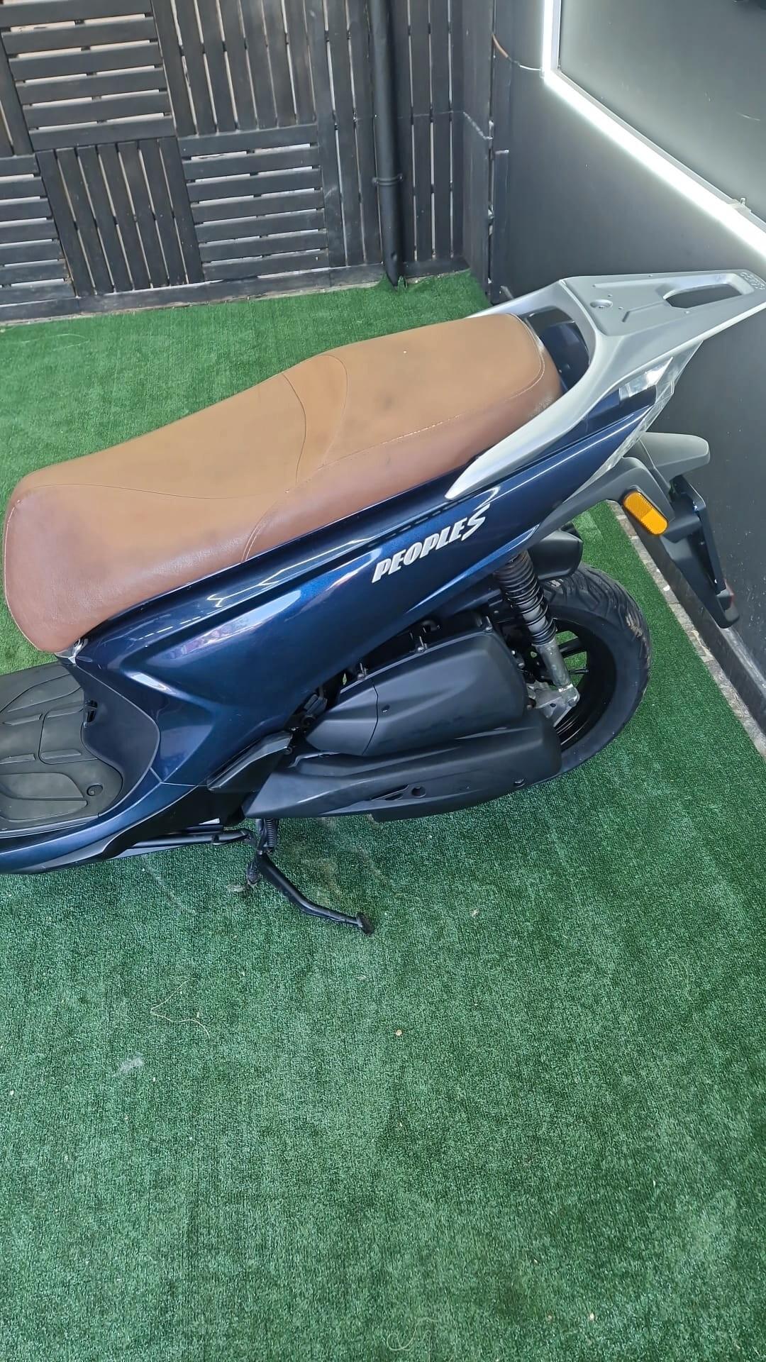 Kymco People 150