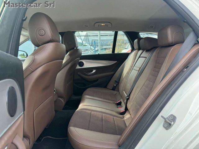 MERCEDES-BENZ E 220 d 194cv SW Sport auto Cruise Adattivo - FP040RE
