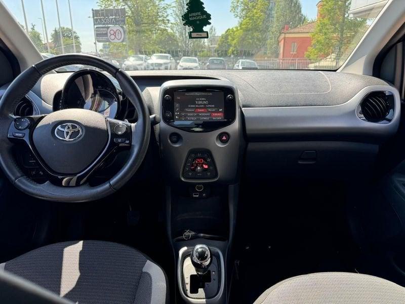 Toyota Aygo Connect 1.0 VVT-i 72 CV 5 porte x-clusiv MMT