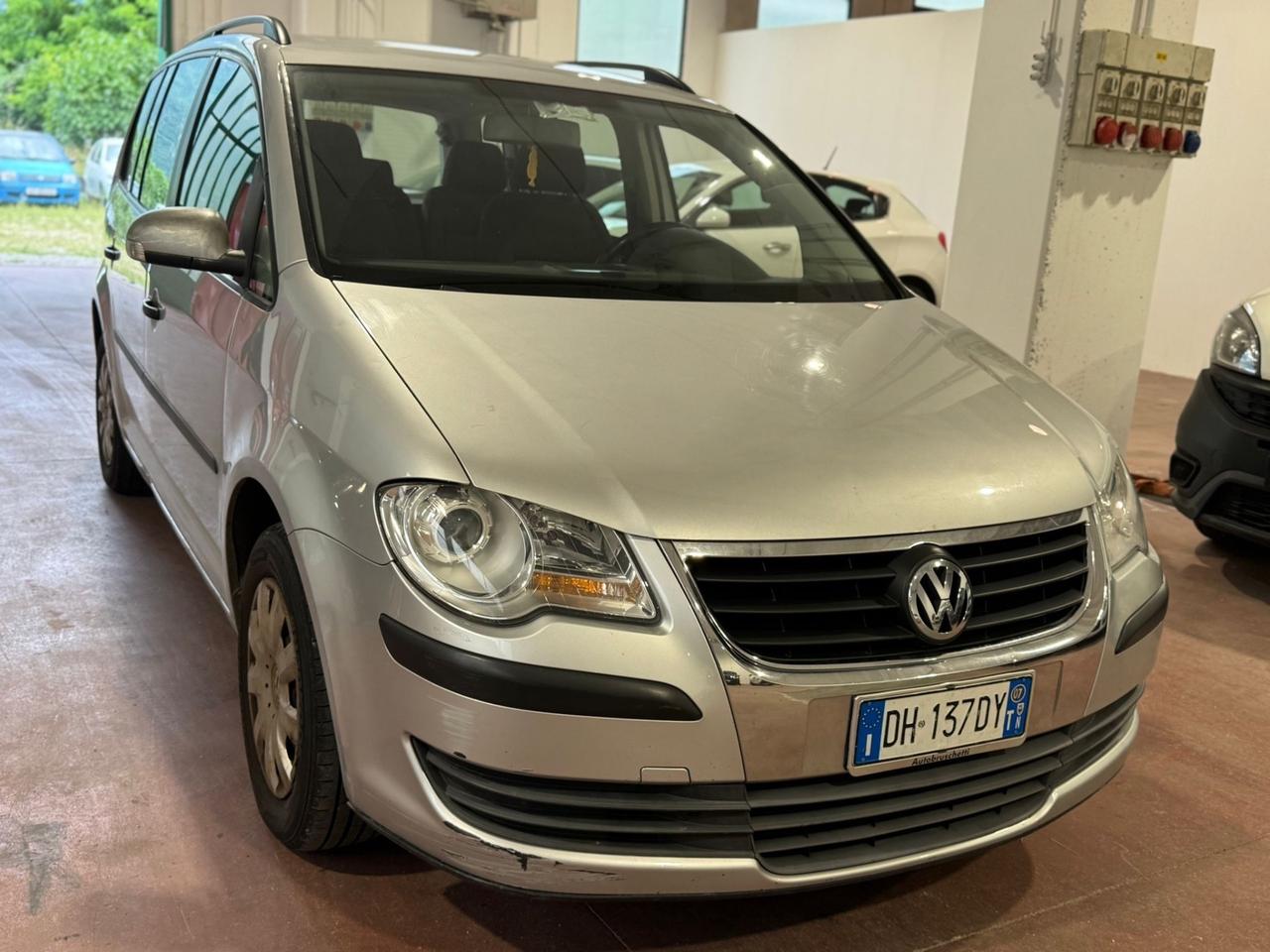 Volkswagen Touran 1.9 TDI 105CV Highline 7 POSTI