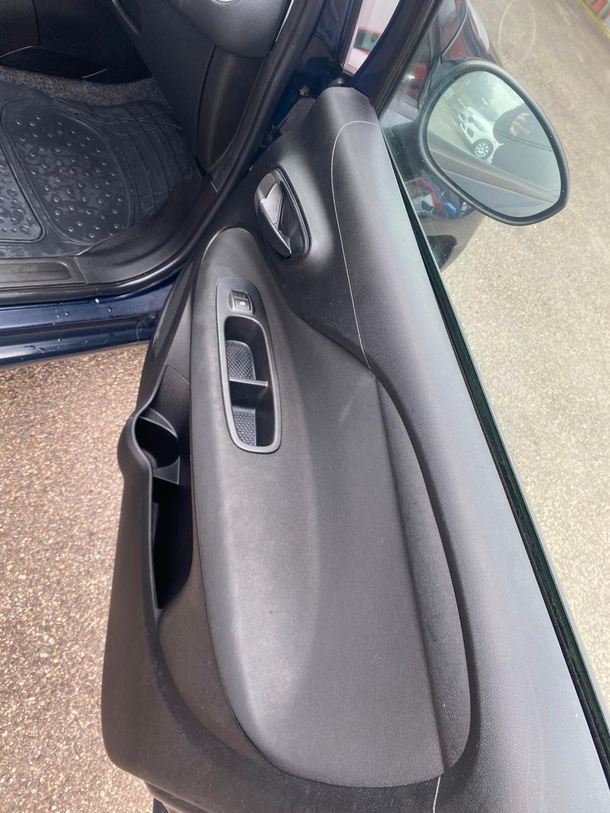 Fiat Punto 1.4 8V 5 porte Natural Power Lounge