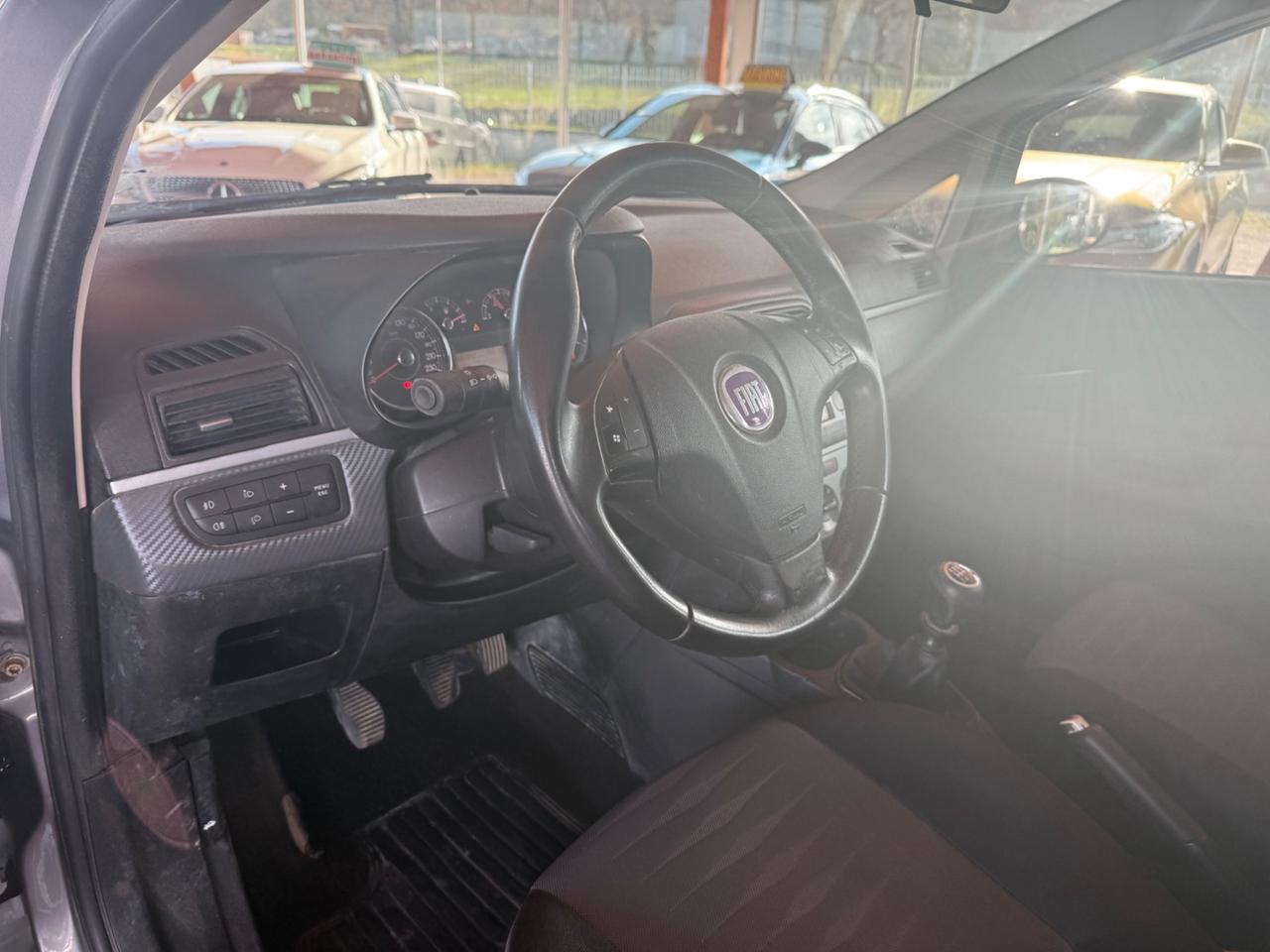 Fiat Grande Punto 1.2 Benzina - Neopatentati