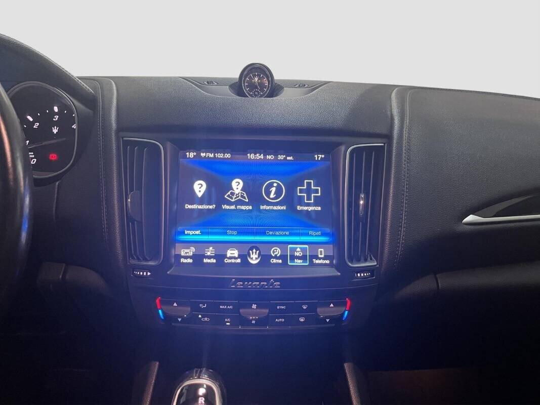 Maserati Levante 3.0 V6 250cv Gransport 2018