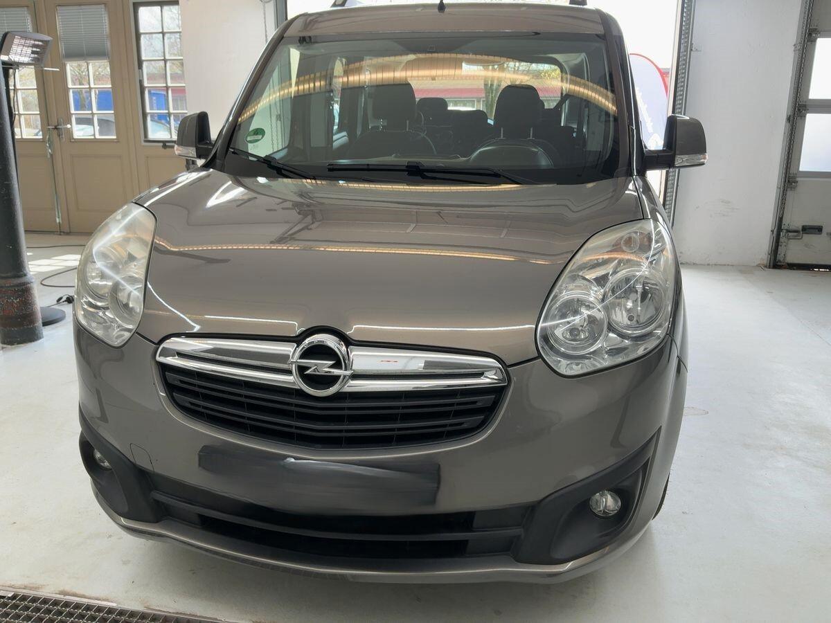 Opel Combo edotion 1.6 cdti 7 posti iva compresa