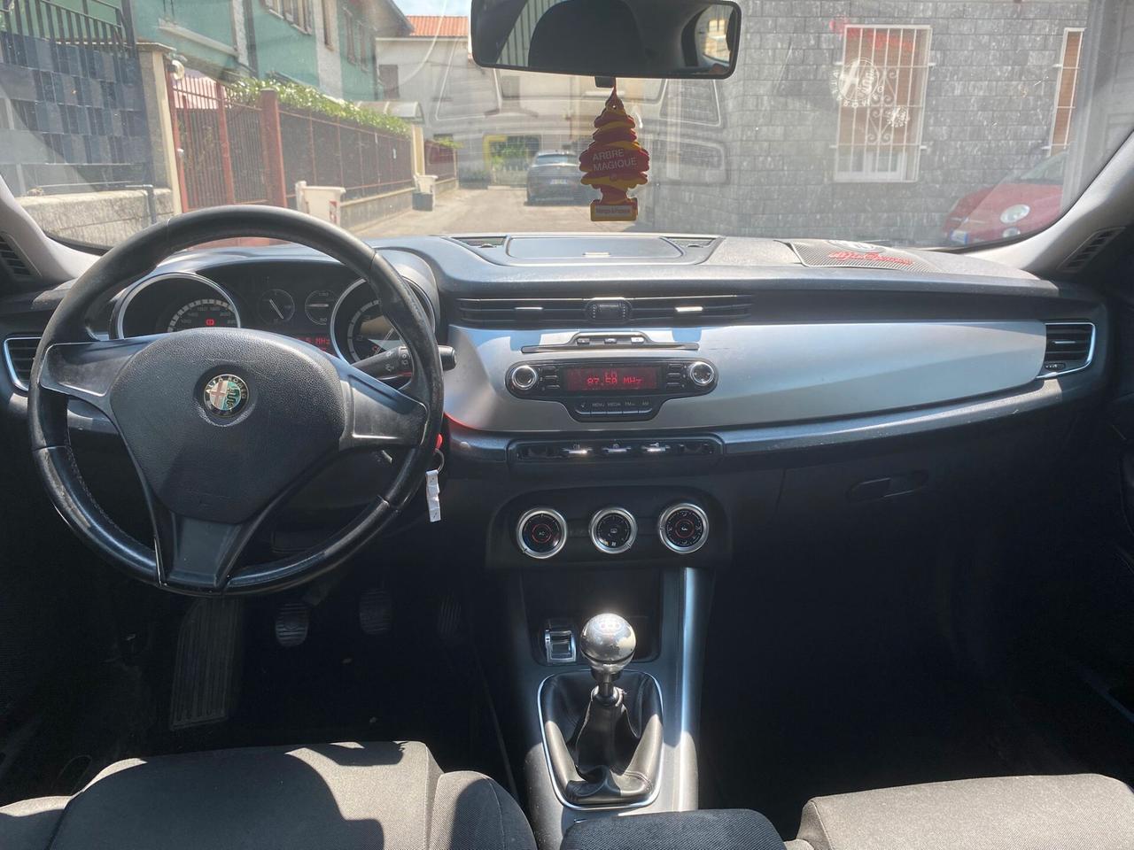 Alfa Romeo Giulietta 2.0 JTDm-2 170 CV Distinctive A SOLI 3.299 EURO
