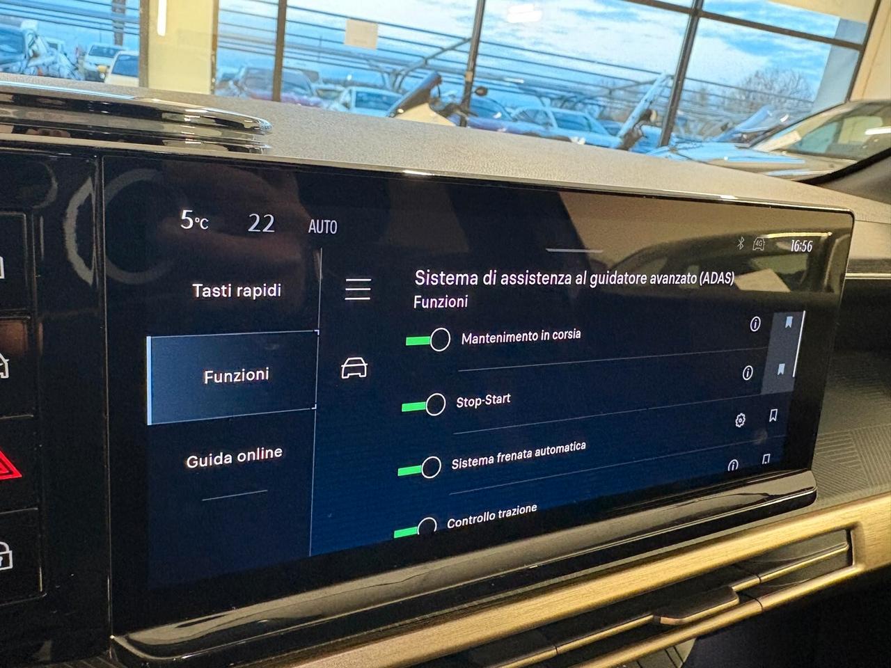 Lancia Ypsilon LX Hybrid 110 e-DCT SPOTICAR