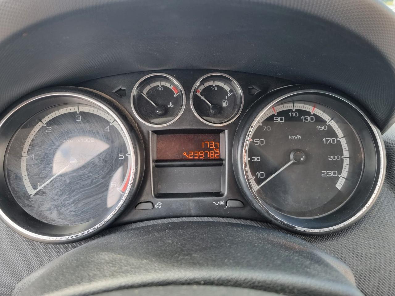 Peugeot 308 1.6 HDi 92 CV Business