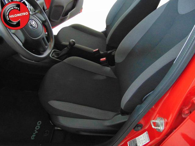 TOYOTA Aygo Connect 1.0 VVT-i 72CV 5 porte x-business