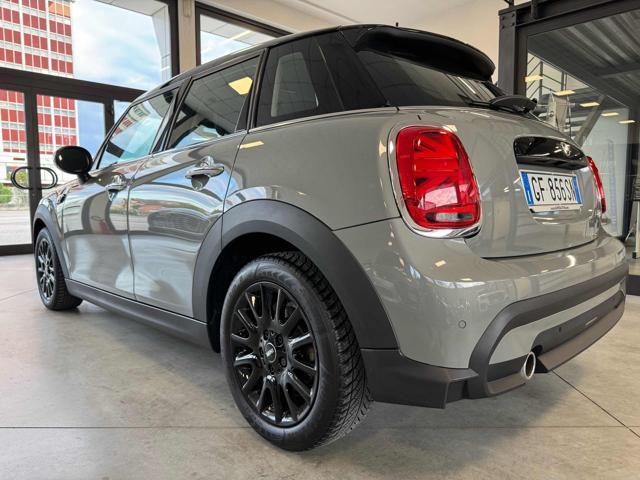 MINI Cooper 1.5 Cooper Camden 5 porte Cambio Automatico