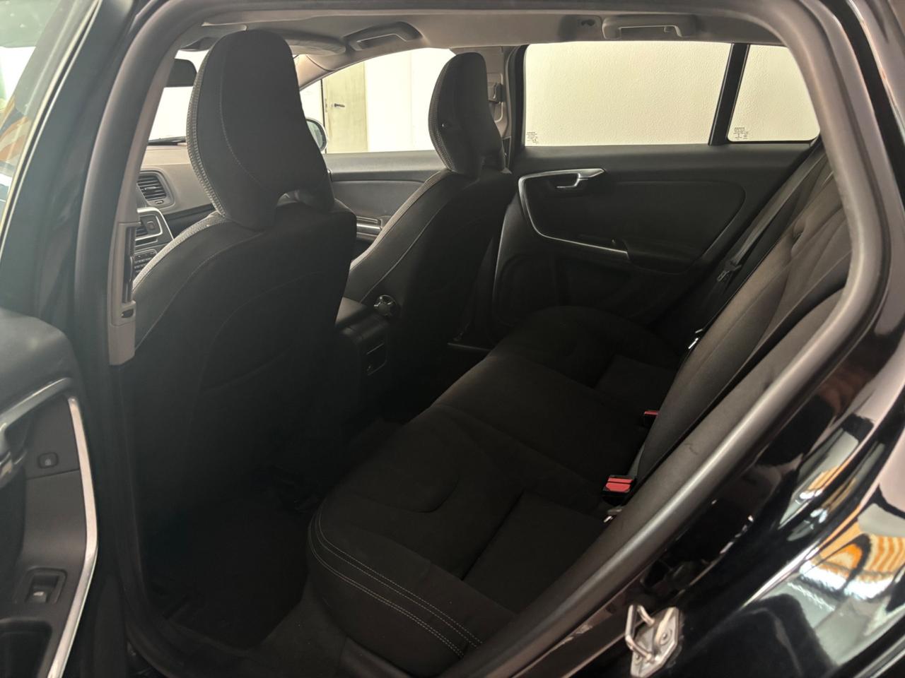 Volvo V60 D2 1.6 Kinetic N1