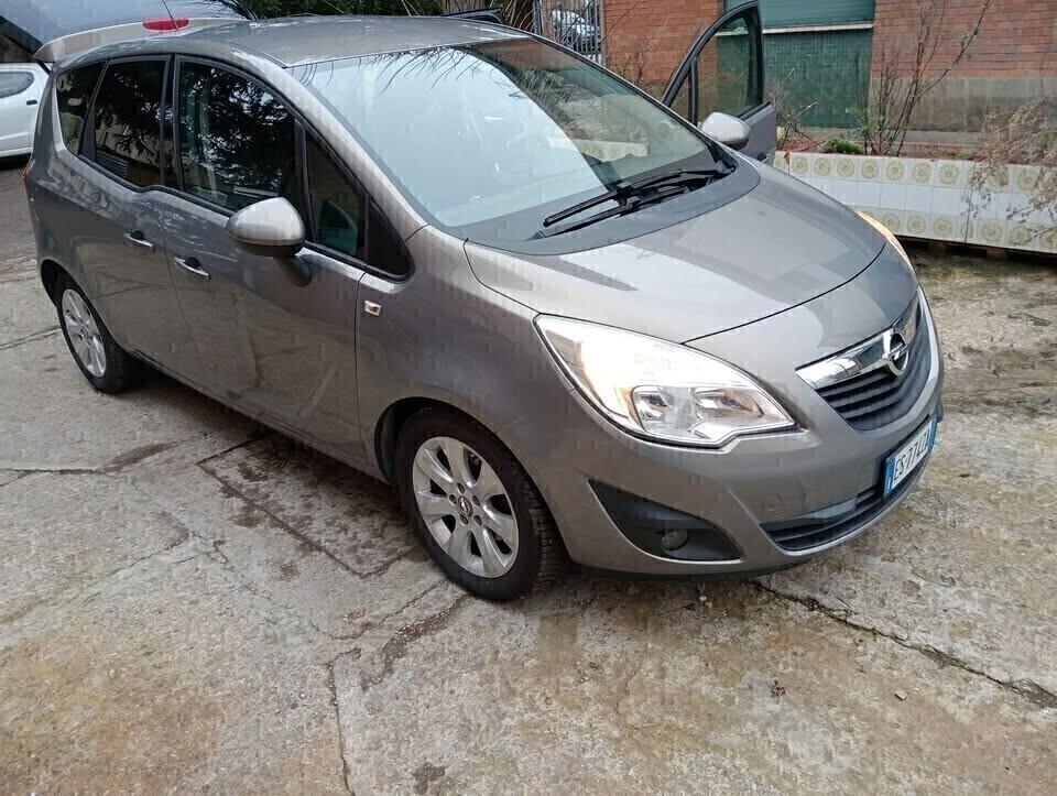 Opel Meriva 1.3 CDTI 95CV ecoFLEX Cosmo