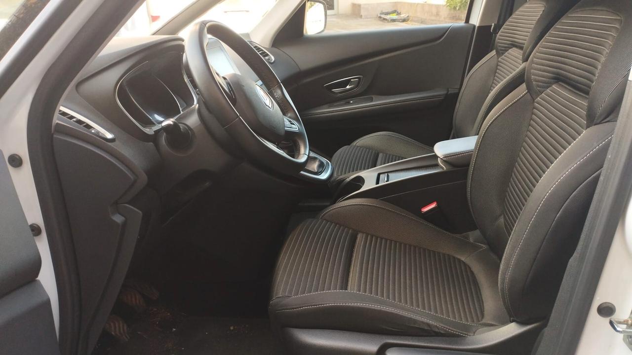 Renault Scenic Scénic Blue dCi 120 CV Initiale Paris