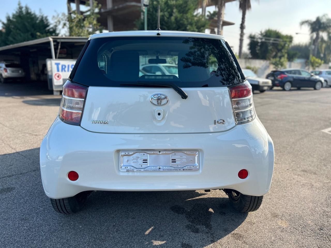 Toyota iQ 1.0 Sol