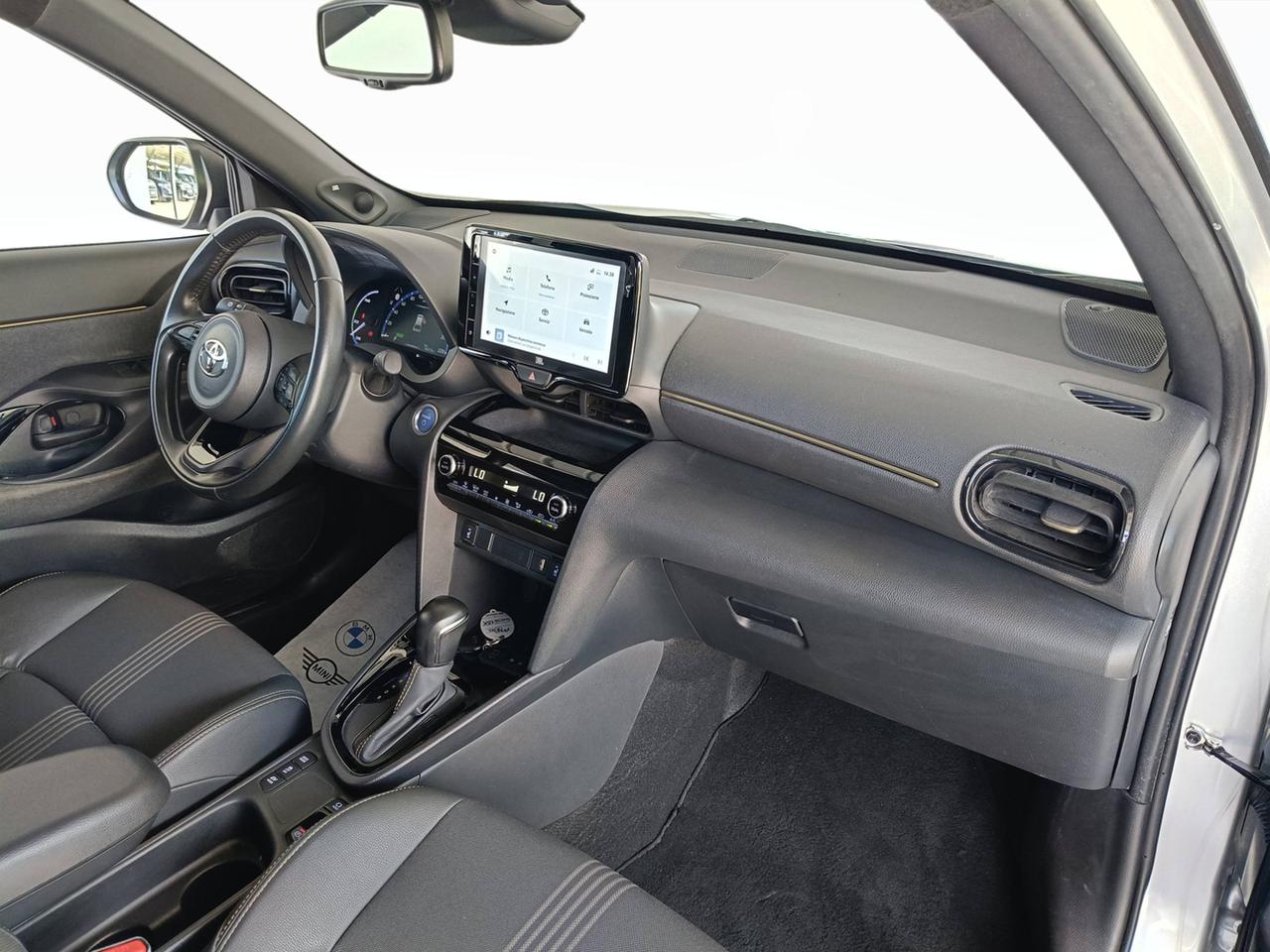 TOYOTA Yaris Cross - Yaris Cross 1.5h Adventure awd-i 116cv e-cvt