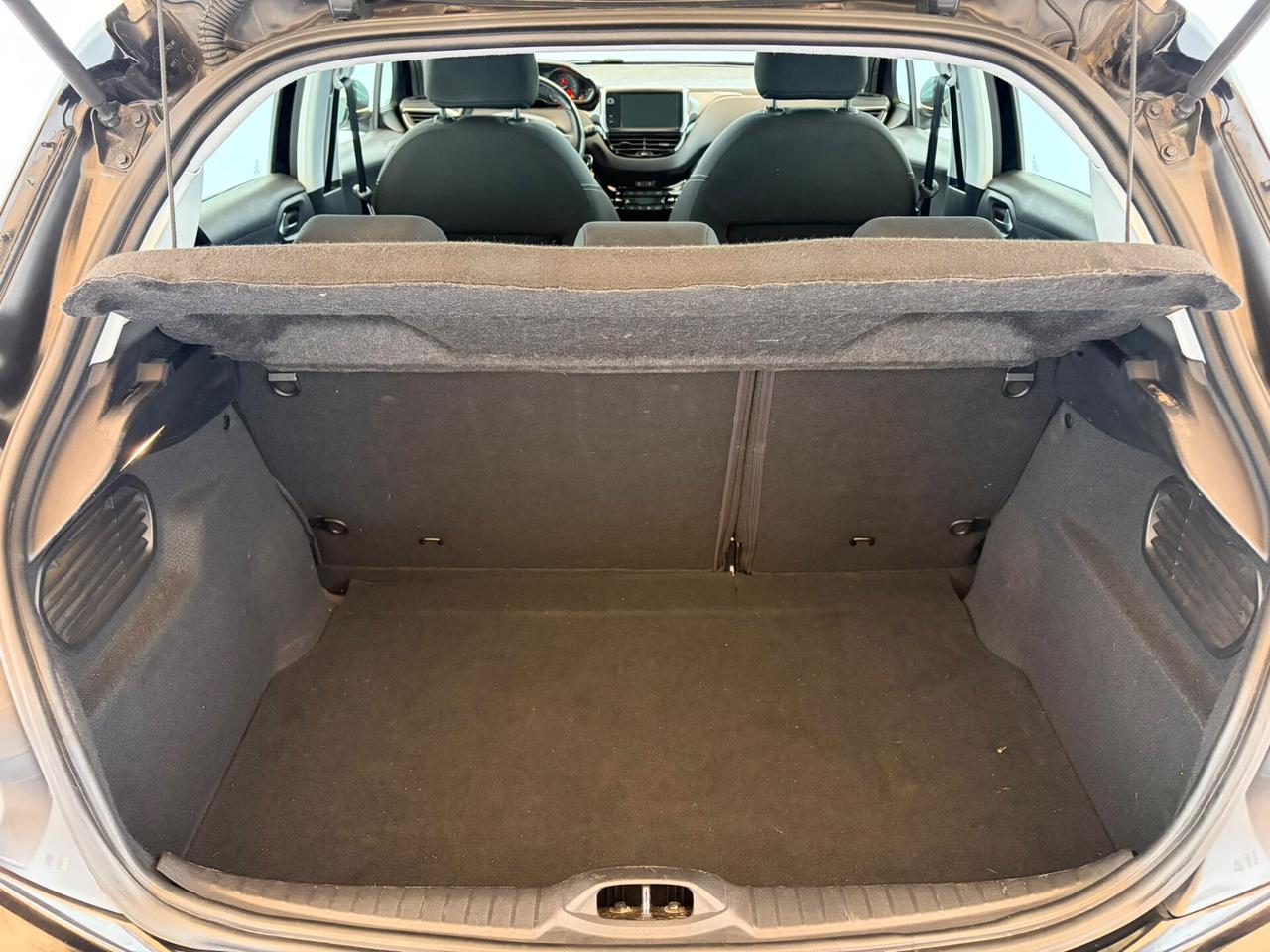 Peugeot 208 BlueHDi 75CV 5 porte Allure - NEOPATENTATI
