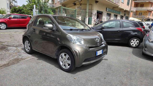 TOYOTA iQ 1.0 Sol
