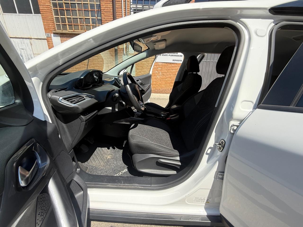 Peugeot 2008 BlueHDi 100 GT Line