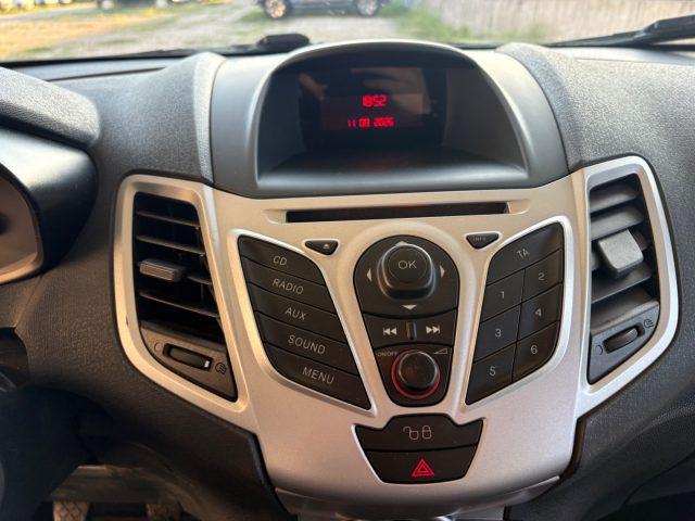 FORD Fiesta 1.4 5 porte Bz.- GPL Titanium OK NEOPAETNTATI