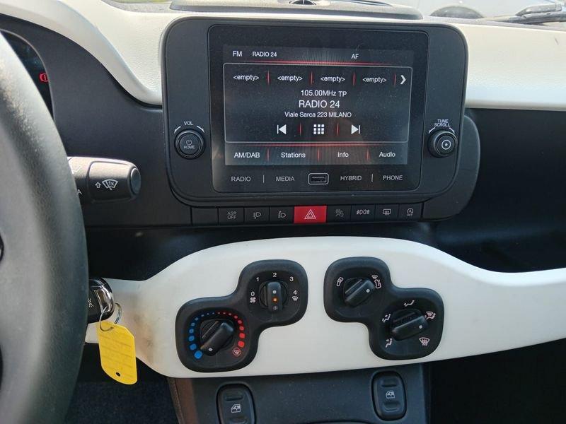 FIAT Panda 1.0 FireFly 70cv S&S Hybrid Pandina