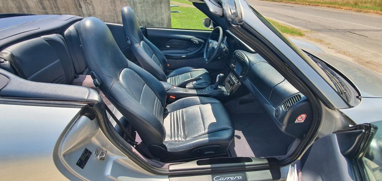 Porsche 911 CARRERA Cabriolet (MANUALE)
