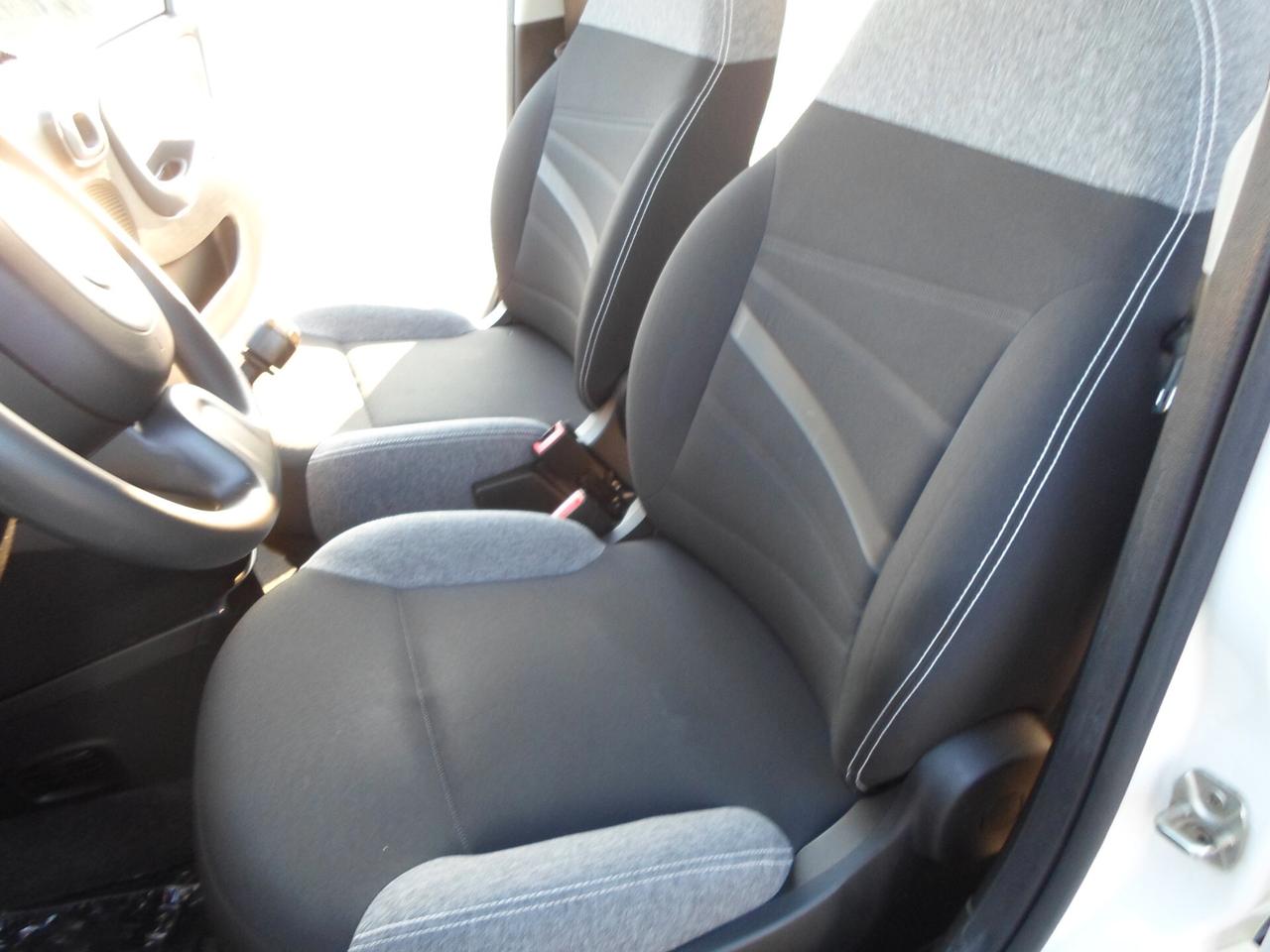 Fiat Panda 1.0 FireFly S&S Hybrid Red