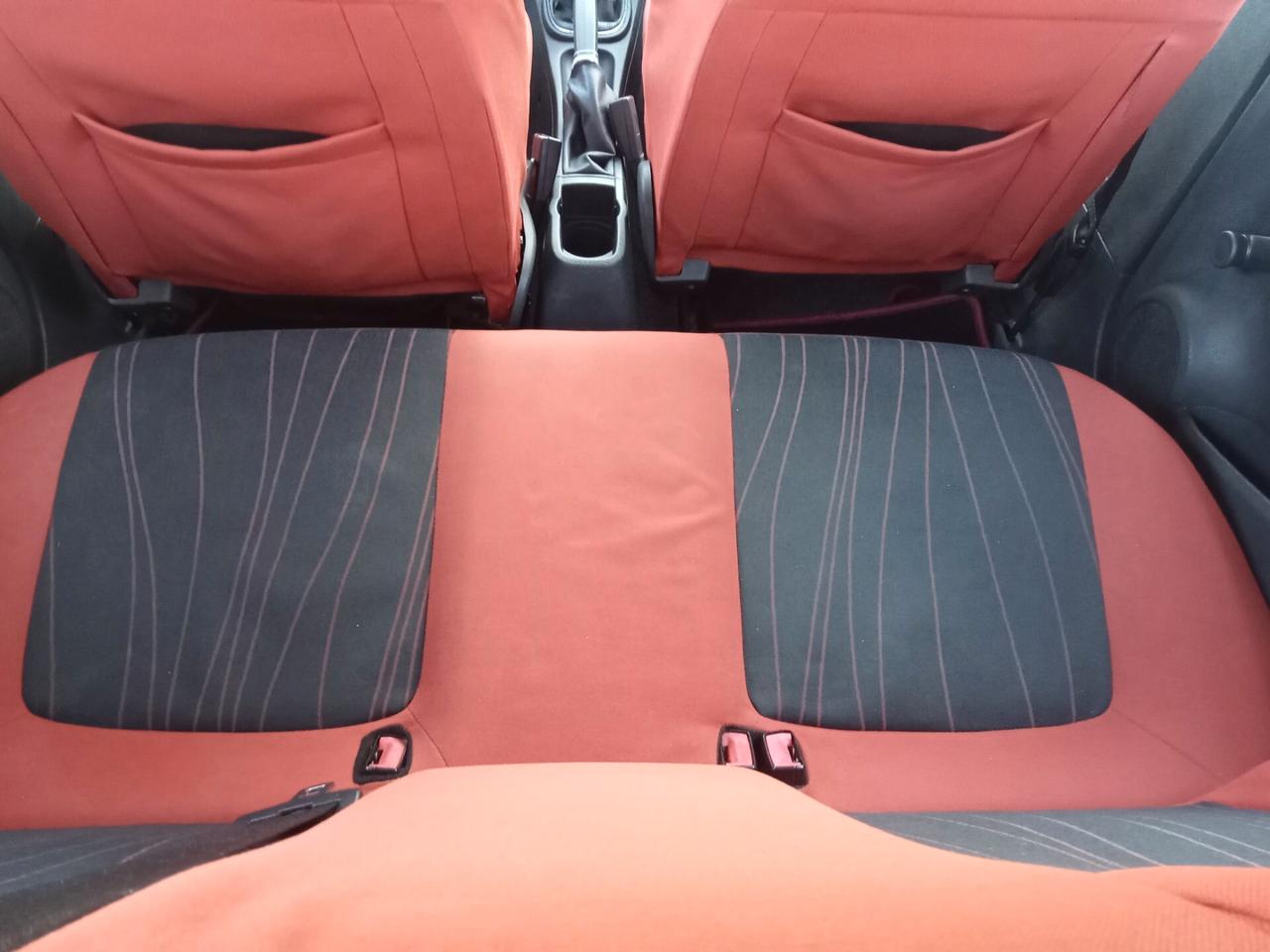 Opel Corsa 1.2 5 porte Club 2010