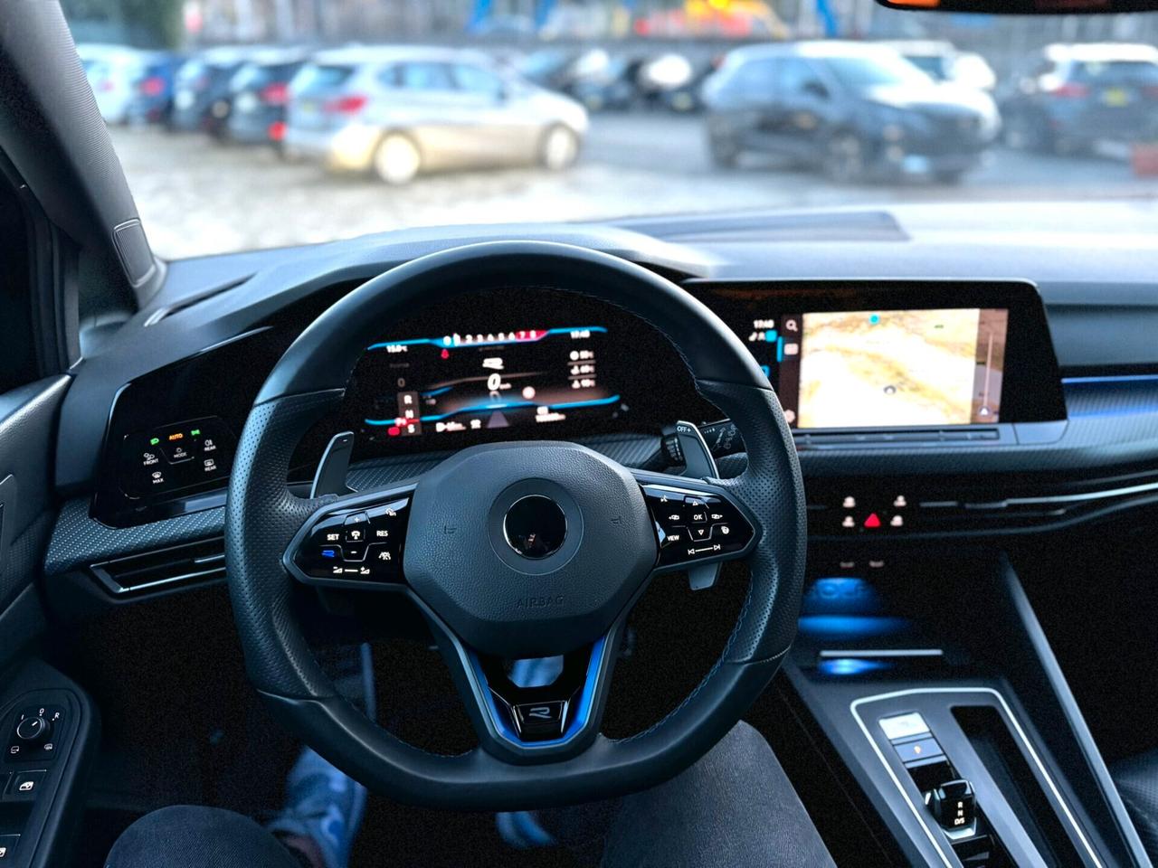 Volkswagen Golf R 2.0 TSI 320cv anno 12/2021 Scarico AKRAPOVIC Permute Finanziamenti Garanzia