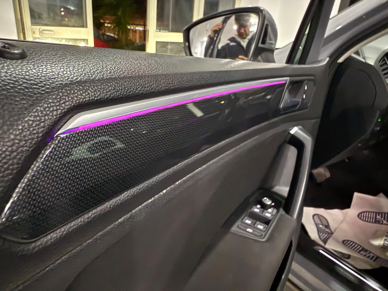 Volkswagen Tiguan 2.0TDI150CV DSG CARPLAY/AMBIENT2022