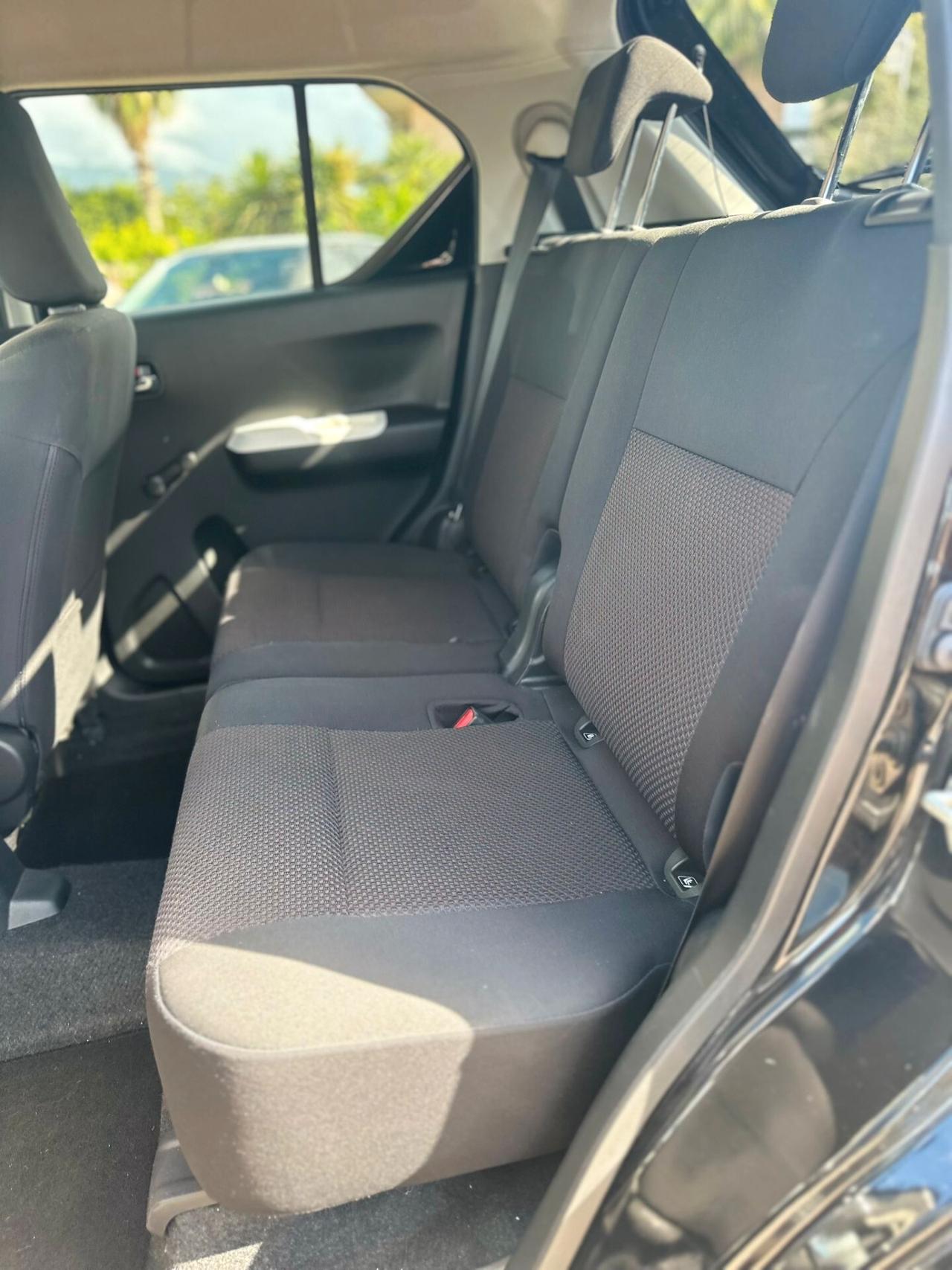 Suzuki Ignis 1.2 Dualjet Top