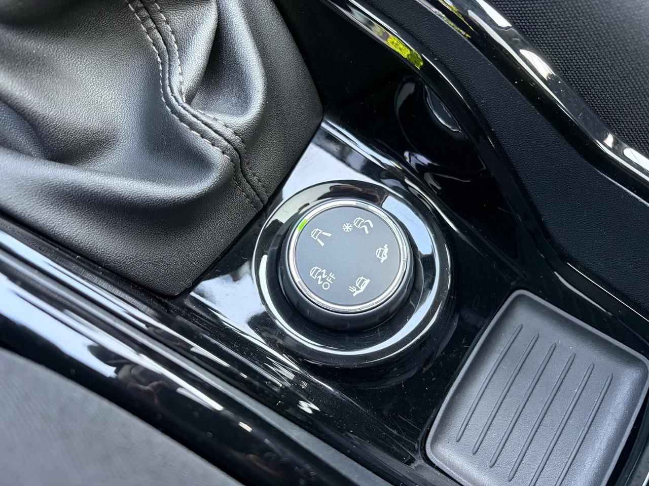 Peugeot 2008 1.6 BlueHDi 120cv S&S tetto Allure