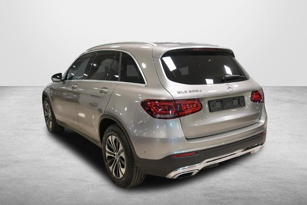 MERCEDES-BENZ GLC 200D 4MATIC 163CV AUTOMATIC BUSINESS SOLUTION ( FARI LED - PELLE - COCKPIT - NAVI PREMIUM - PARK ASSIST - TELECAMERA POST. - CERCHI 18 )