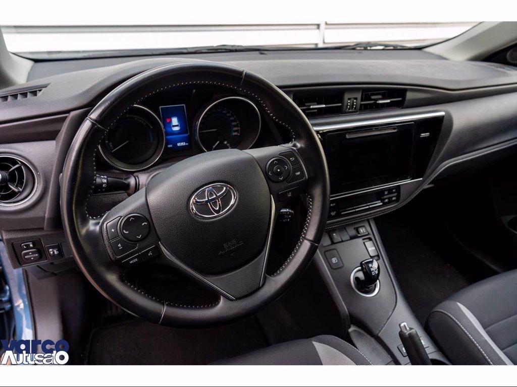 TOYOTA Auris touring sports 1.8h lounge cvt del 2016