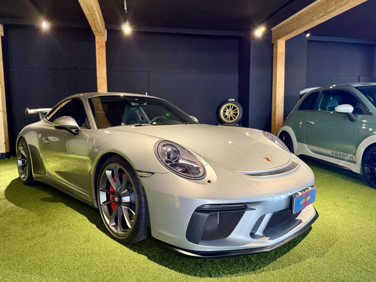 Porsche 911 Coupe 4.0 GT3 auto